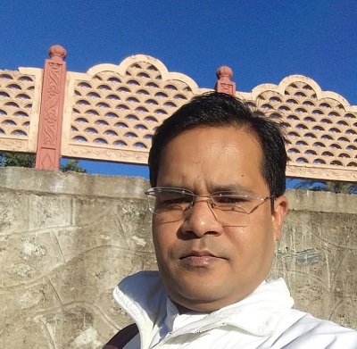 Gyan Aur Yog Mein Naveenta